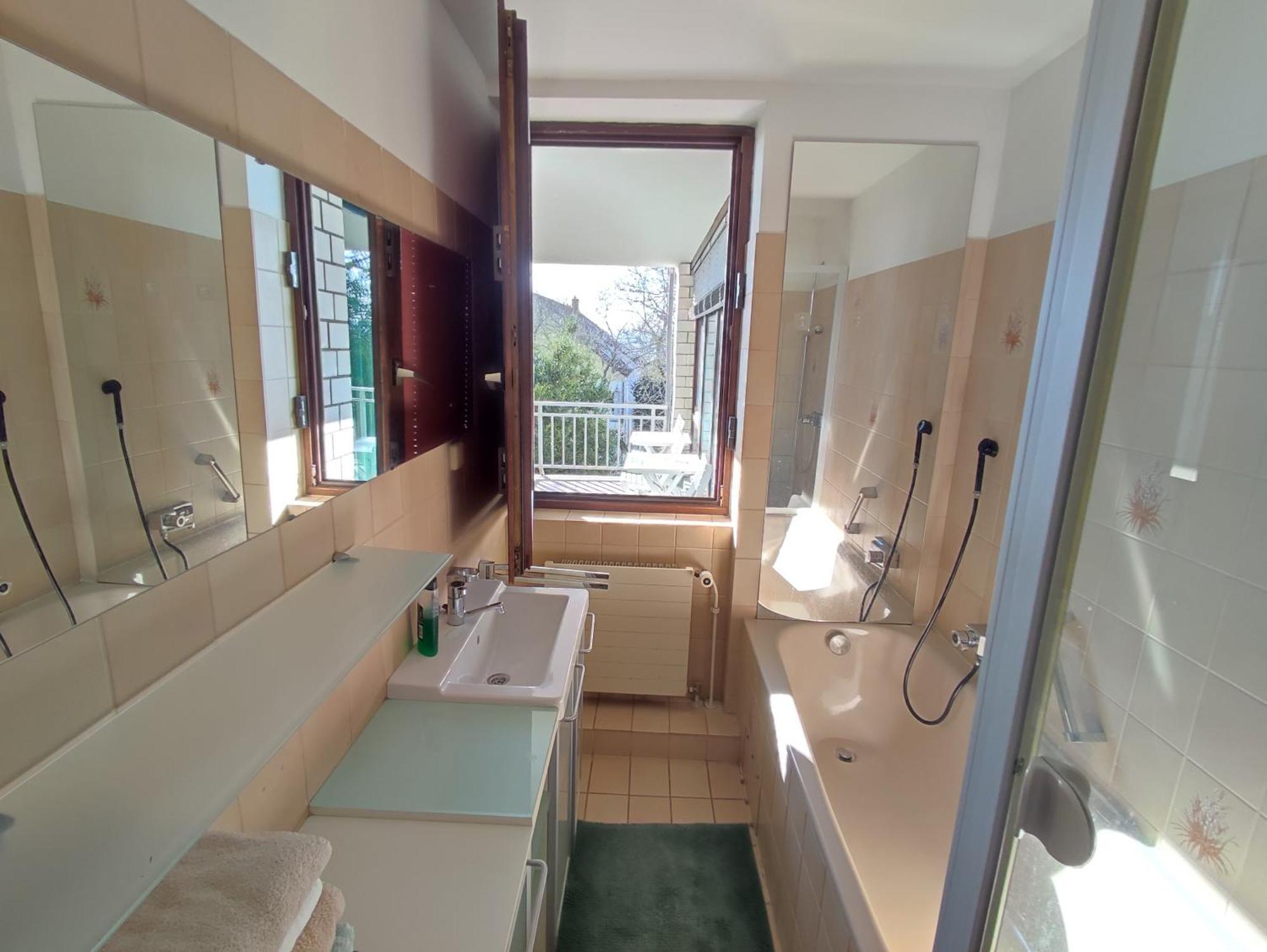 Workation Nature View Mit Balkon, Indoor Pool, Kueche Tiefgarage Auf Anfrage Βιζμπάντεν Εξωτερικό φωτογραφία