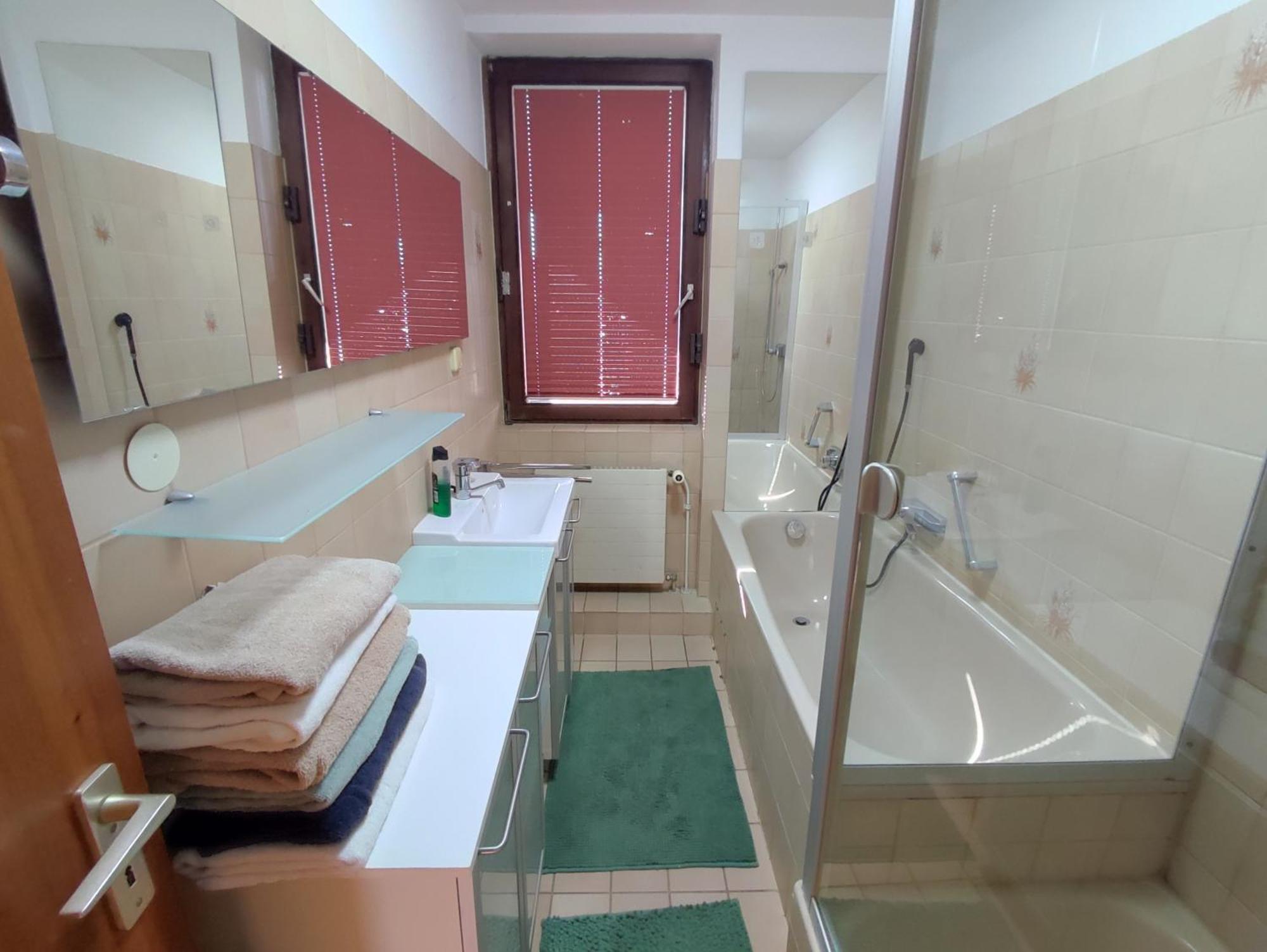 Workation Nature View Mit Balkon, Indoor Pool, Kueche Tiefgarage Auf Anfrage Βιζμπάντεν Εξωτερικό φωτογραφία